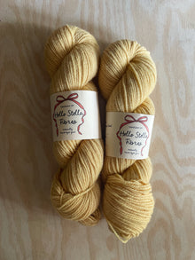  Wild Wool 2 Ply WORSTED - 02