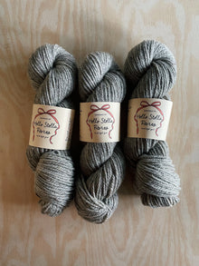  Natural Wild Wool (Undyed) - Light Grey