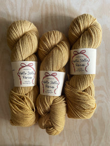  Wild Wool 2 Ply WORSTED - 03