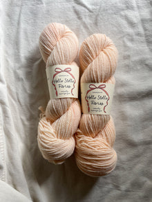  Wild Wool 2 Ply WORSTED - 08