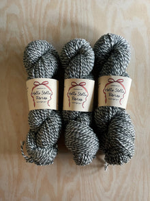  Natural Wild Wool (Undyed) - Barber Pole