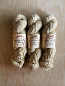  Natural Wild Wool (Undyed) - Cream