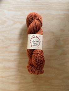  Wild Wool PEI - Muted Orange (light grey base)